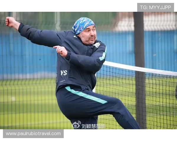 勒沃库森新援快速融入团队，促进更衣室气氛火热备战新赛季