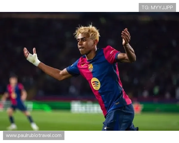 16岁亚马尔为何能成巴萨主力:天赋、战术适配与成熟度解析 16岁亚马尔为何能成巴萨主力:天赋、战术适配与成熟度解析