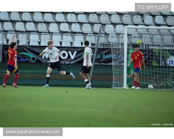 热刺进攻输出表现依旧稳定，防守结构问题明显，球队赛季走势受限