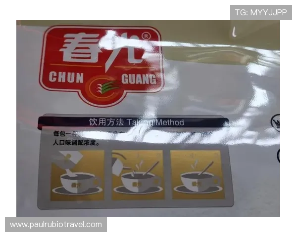 张楠家的冰箱里塞满蛋白粉，连饮料都是按克称着喝的